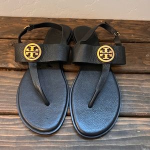 NWOT Tory Burch Benton 2 Flat Thong Sandals